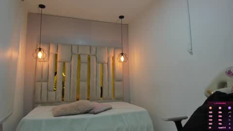 Snapshot of cataleya_sambrano chatting on 29, 10, 2025 Cataleya online show from 29, 10, 2025