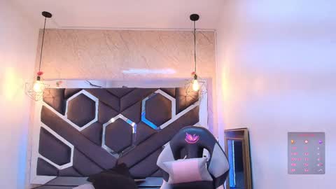 Snapshot of cataleya_sambrano chatting on 11, 11, 2025 Cataleya online show from 11, 11, 2025