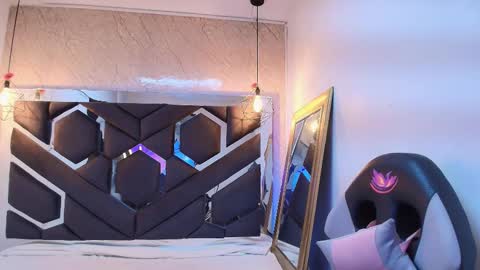 Snapshot of cataleya_sambrano chatting on 19, 11, 2025 Cataleya online show from 19, 11, 2025