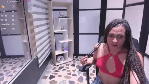 Snapshot of cataleyarobertts chatting on 5, 10, 2025 cataleyarobertts online show from 5, 10, 2025