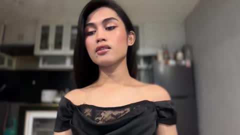 catalina2605 online show from 4, 11, 2025