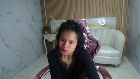 Snapshot of catalina5_s chatting on 12, 10, 2025 Catalina online show from 12, 10, 2025