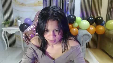 Snapshot of catalina5_s chatting on 29, 10, 2025 Catalina online show from 29, 10, 2025