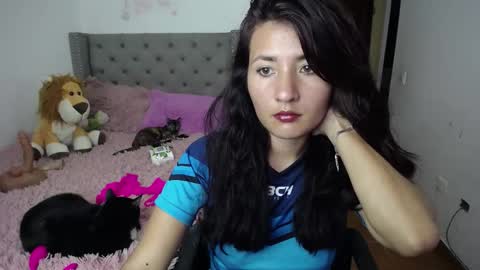 catalinahounn online show from 18, 11, 2025