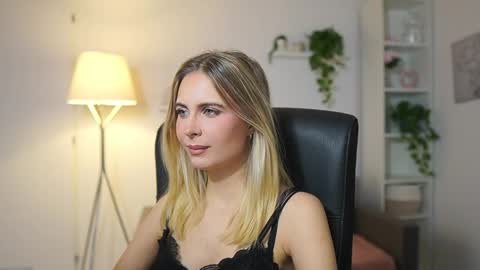 catecrago  online show from 5, 12, 2025