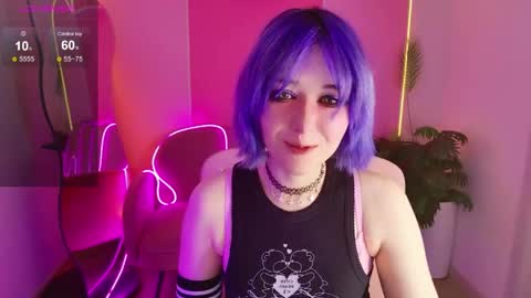 Snapshot of catharinejones chatting on 6, 6, 2026 KettieHi My name is Katie I love drawing and I can play the guitar. And love dancing online show from 6, 6, 2026