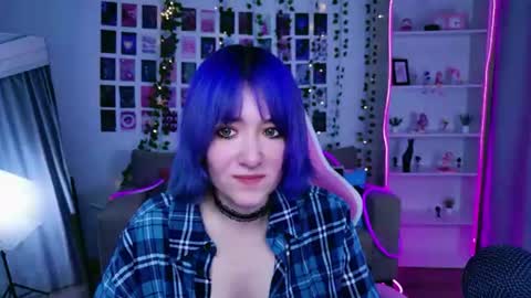 Snapshot of catharinejones chatting on 27, 6, 2026 KettieHi My name is Katie I love drawing and I can play the guitar. And love dancing online show from 27, 6, 2026