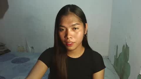 Snapshot of catherine_365 chatting on 17, 9, 2025 catherine_365 online show from 17, 9, 2025