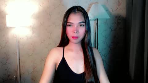 Snapshot of catherine_365 chatting on 15, 10, 2025 catherine_365 online show from 15, 10, 2025