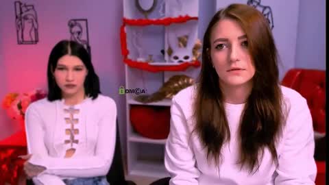 Snapshot of catherine_kitty chatting on 2, 3, 2025 Catherine online show from 2, 3, 2025