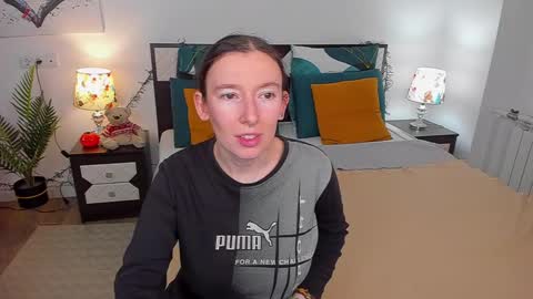 Catrin online show from 9, 12, 2024