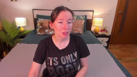 Catrin online show from 2, 4, 2026