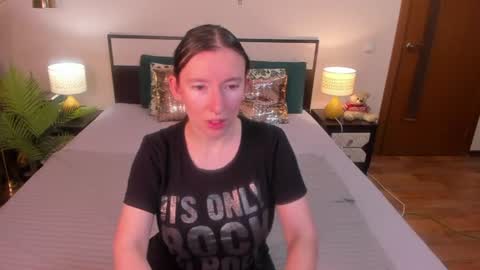 Catrin online show from 5, 7, 2026