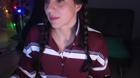 Snapshot of catherinstone chatting on 7, 1, 2025 catherinstone online show from 7, 1, 2025