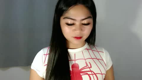 cathy_ho online show from 8, 11, 2025