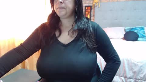 Snapshot of catsexirine chatting on 27, 12, 2024 katherine online show from 27, 12, 2024
