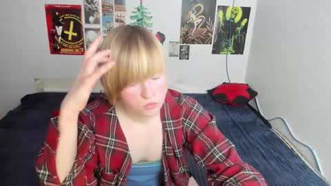 cattie_w_ online show from 24, 2, 2026