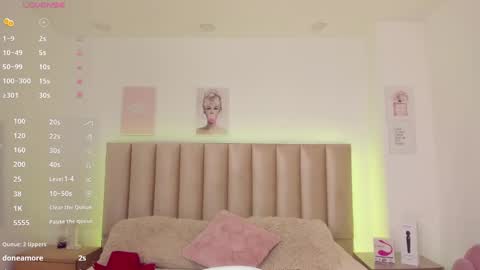 catvalentinee_ online show from 9, 3, 2025