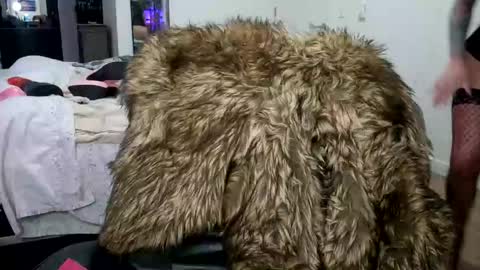 Snapshot of cayla_ chatting on 9, 4, 2026 Cayla online show from 9, 4, 2026