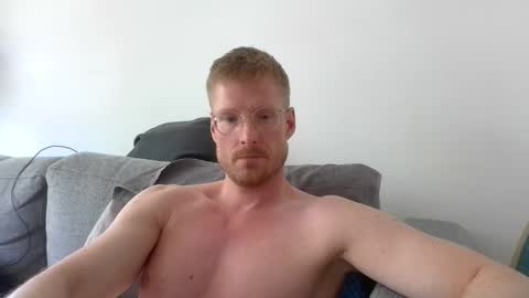 Snapshot of ccloser87 chatting on 3, 5, 2026 ccloser87 online show from 3, 5, 2026