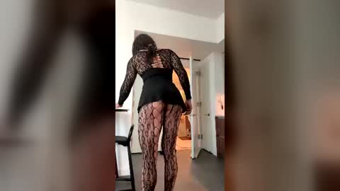 Naomi online show from 10, 7, 2026