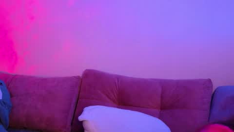 Lina  online show from 1, 10, 2025