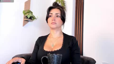 Snapshot of celeste_rodriguez_ chatting on 15, 9, 2025 online show from 15, 9, 2025