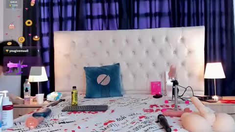 CELESTE MIRANDA online show from 19, 11, 2025