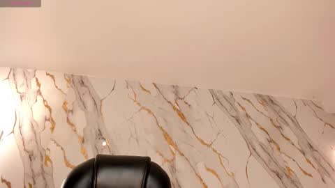 Snapshot of celestemoonx1 chatting on 17, 11, 2025 Celeste Moon online show from 17, 11, 2025