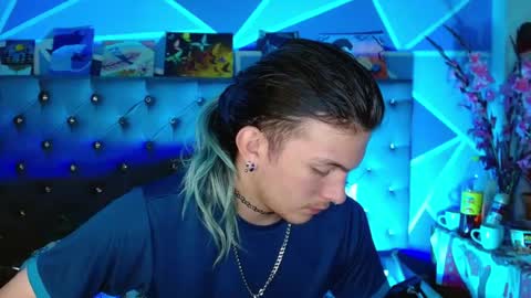 I am Valentinn online show from 23, 12, 2025