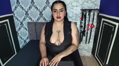       online show from 10, 2, 2025