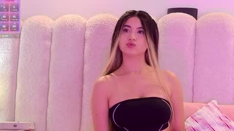 celestte_vanegas online show from 25, 2, 2026