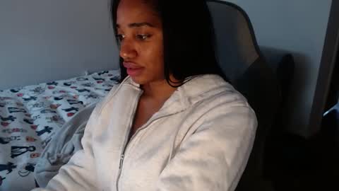 Snapshot of celinecostas chatting on 28, 10, 2025 Celine Costas online show from 28, 10, 2025