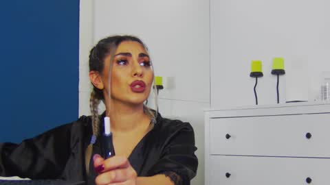 CelineMeyer online show from 28, 10, 2025