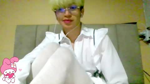 Snapshot of cerecitauwu chatting on 4, 10, 2025 Cherry online show from 4, 10, 2025