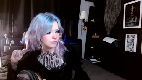 Snapshot of cerianex chatting on 4, 1, 2025 Averi online show from 4, 1, 2025