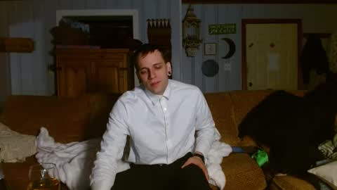 cguffey2284 online show from 4, 1, 2025