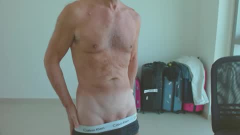 Snapshot of ch400 chatting on 17, 12, 2024 ch400 online show from 17, 12, 2024