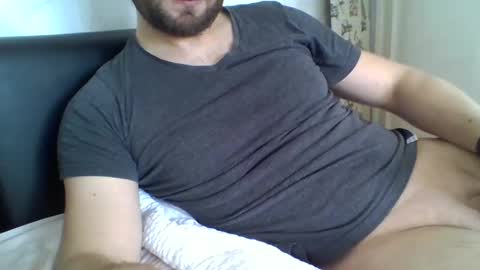 Snapshot of challenge_20 chatting on 11, 3, 2025 challenge_20 online show from 11, 3, 2025