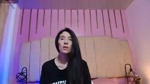 Chanel Whitte online show from 23, 2, 2026