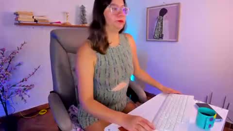 Snapshot of chanell_taylor_ chatting on 17, 7, 2026 chanell online show from 17, 7, 2026