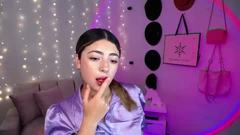 channel_blonde_a online show from 4, 3, 2025