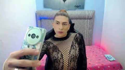 Snapshot of channel_exotic chatting on 28, 4, 2026 CHANNEL online show from 28, 4, 2026