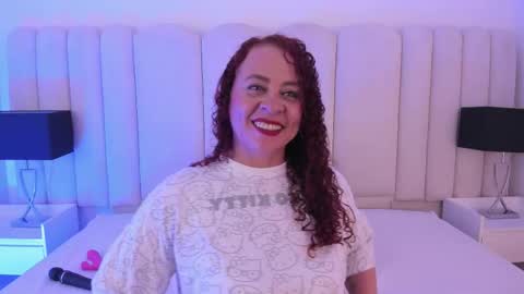 Channelfox  online show from 22, 12, 2025