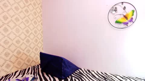 Raquel  online show from 20, 9, 2025