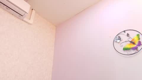 Raquel  online show from 2, 10, 2025