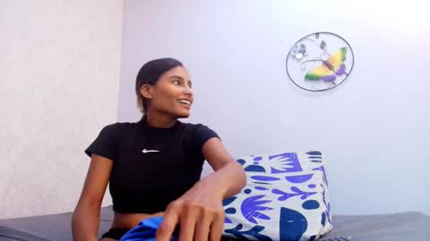 Raquel  online show from 6, 10, 2025