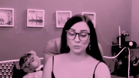 The Queen online show from 22, 2, 2026