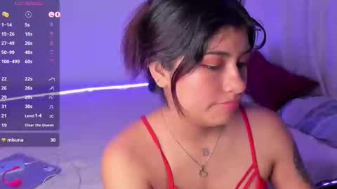 Snapshot of chantalpetit chatting on 28, 1, 2025 chantalpetit online show from 28, 1, 2025