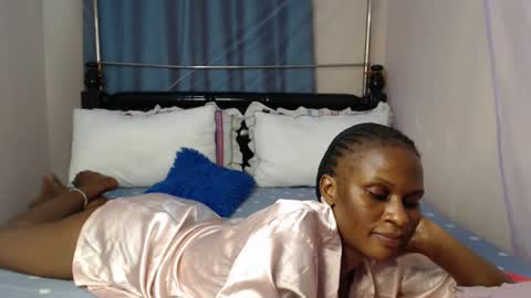 Snapshot of chantelsamz2 chatting on 12, 2, 2025 Chantel online show from 12, 2, 2025